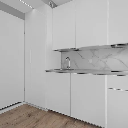 Enes Legnicka Street A Apartamento Wrocław