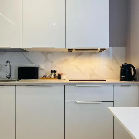 Enes Legnicka Street A *